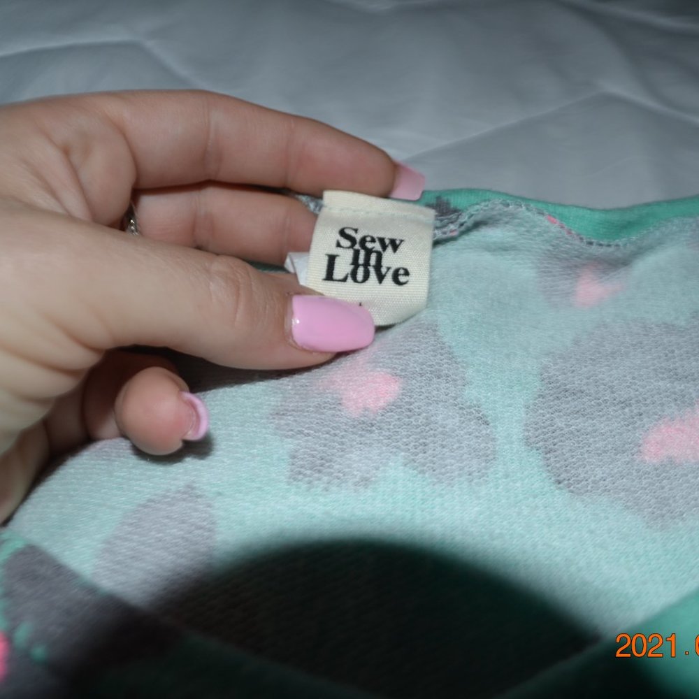 Sew In Love Top - Picture 3 of 5